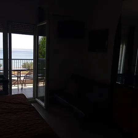 Dream House By The Sea Apartment Mola Kalyva