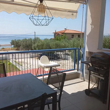 Dream House By The Sea Apartment